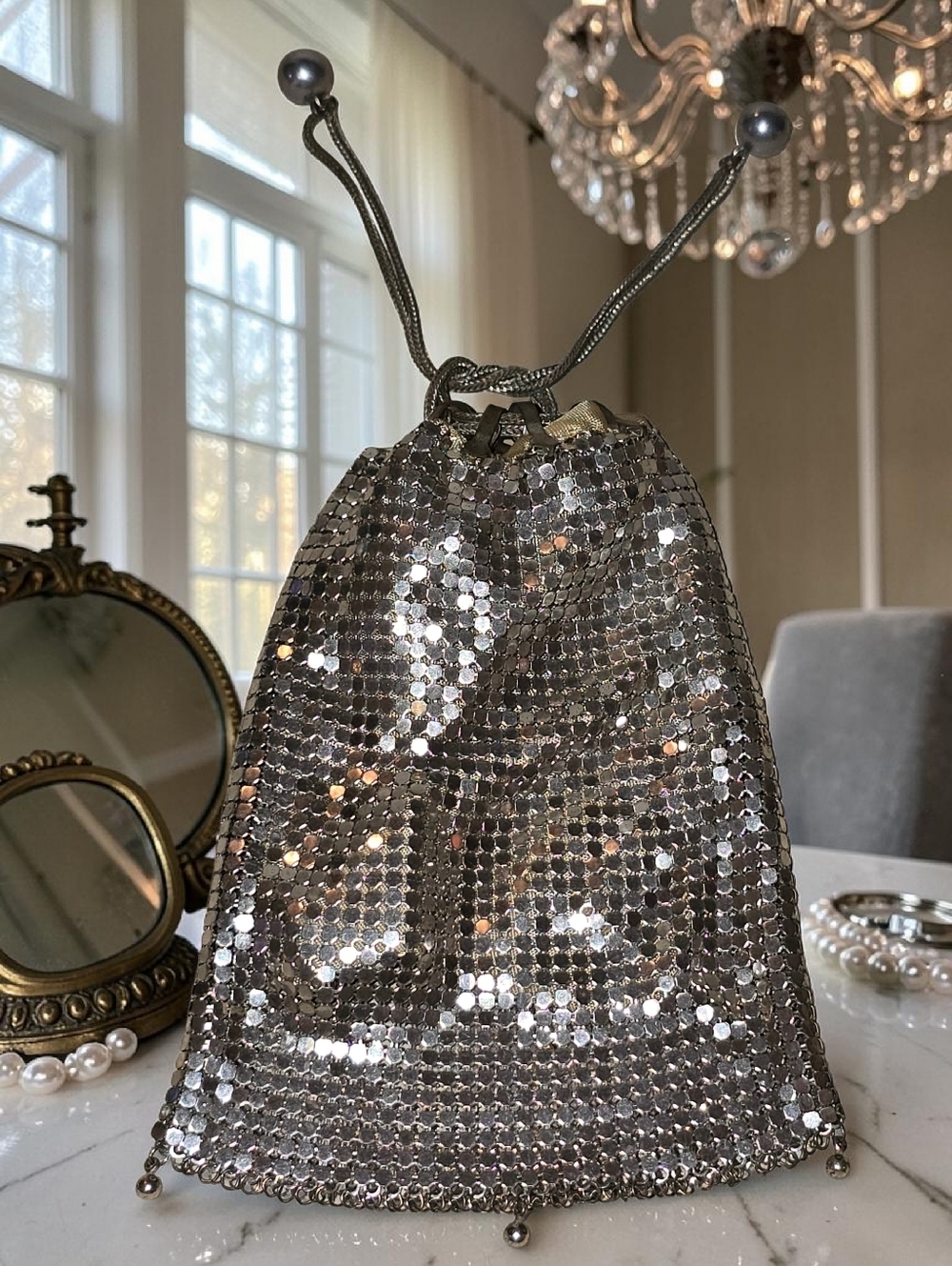 Vintage Whiting & Davis Style Silver Metal Mesh Drawstring Bag Purse Disco - Picture 3 of 5